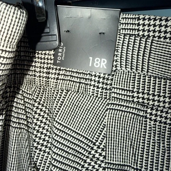 NWT Torrid WIDE LEG STRETCH CHALLIS HIGH - RISE PANT Glen Plaid Size 18R - Picture 5 of 8